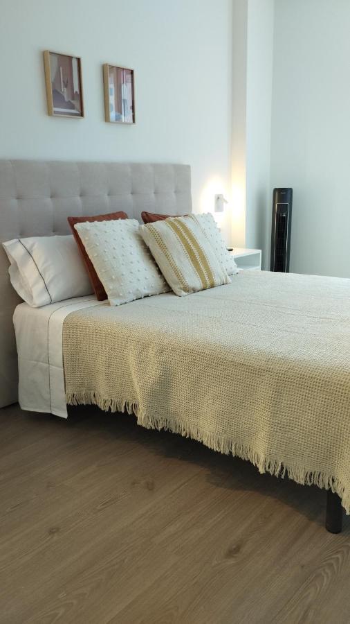Habitacion Con Bano Privado Bilbao Bagian luar foto