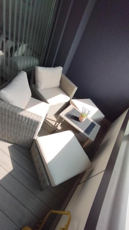 Habitacion Con Bano Privado Bilbao Bagian luar foto