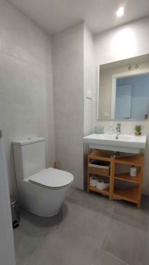 Habitacion Con Bano Privado Bilbao Bagian luar foto