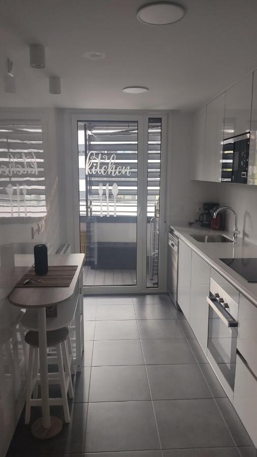 Habitacion Con Bano Privado Bilbao Bagian luar foto